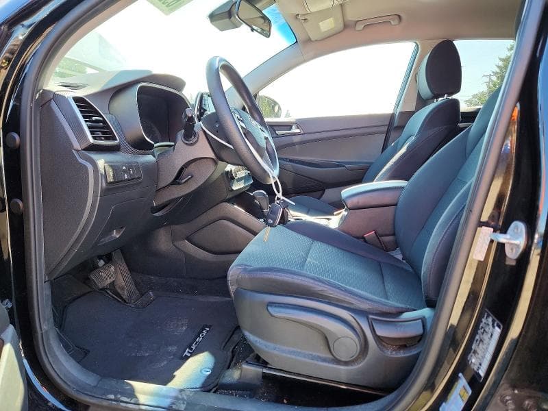 2020 HYUNDAI TUCSON SE 7