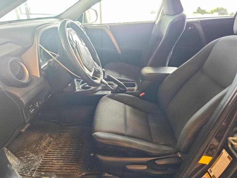 2017 TOYOTA RAV4 LE 7
