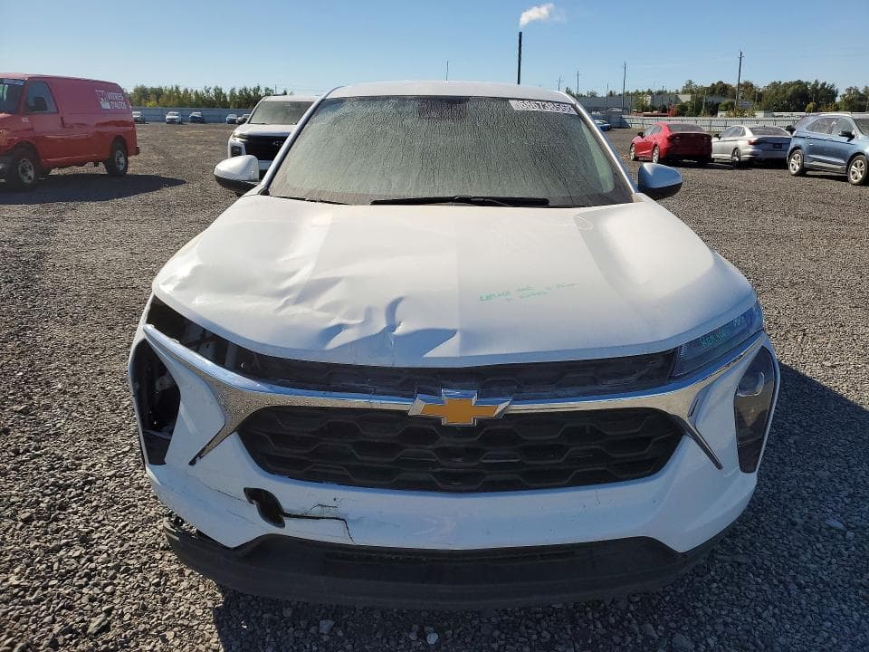 2025 CHEVROLET TRAX LS 5