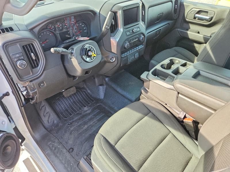 2025 CHEVROLET SILVERADO C1500 8