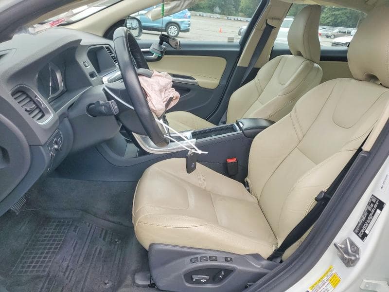 2017 VOLVO S60 DYNAMIC 7