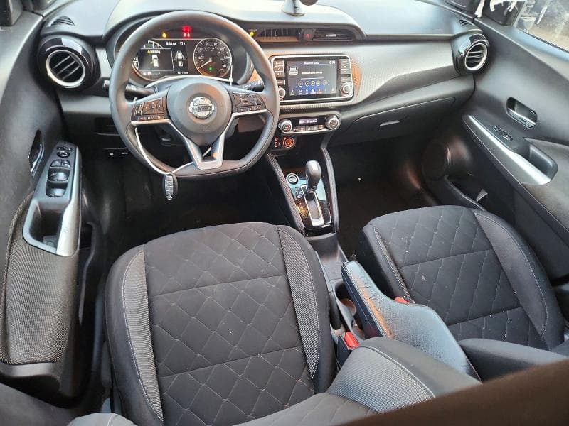 2020 NISSAN KICKS SV 8