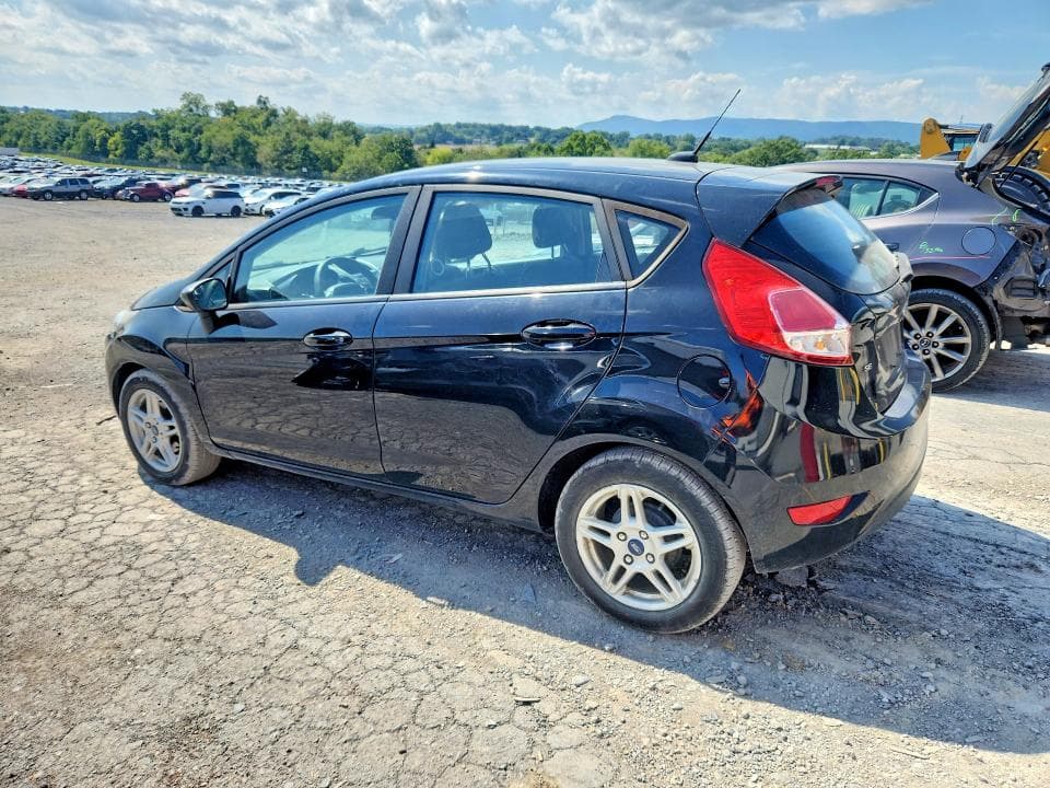 2018 FORD FIESTA SE 2