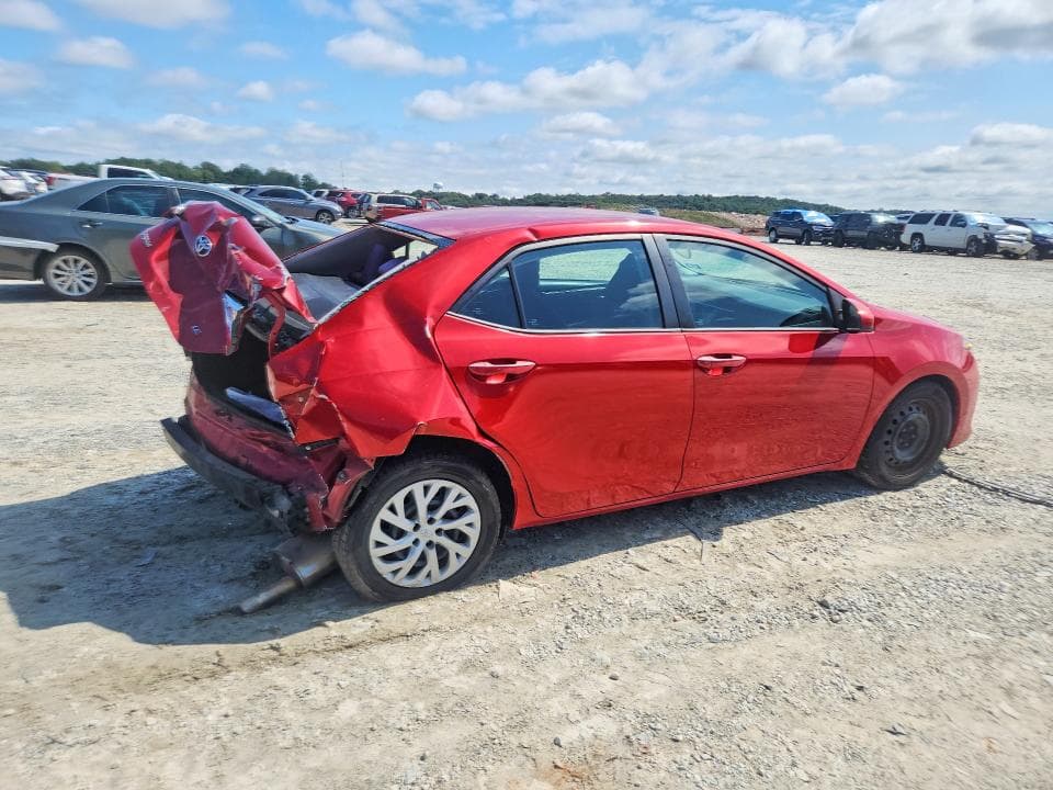 2017 TOYOTA COROLLA LE 3