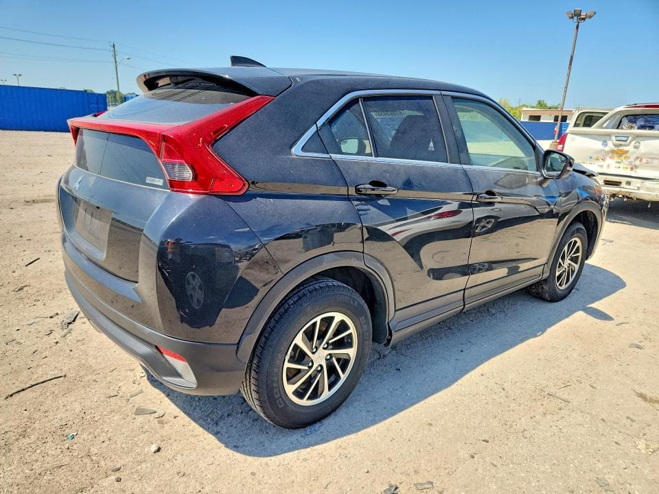 2020 MITSUBISHI ECLIPSE CROSS ES 3