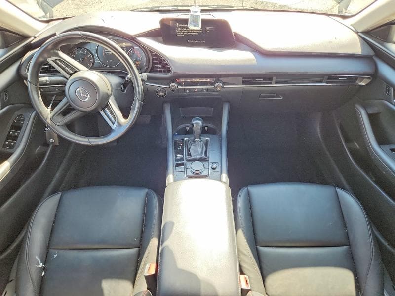 2022 MAZDA 3 SELECT 8