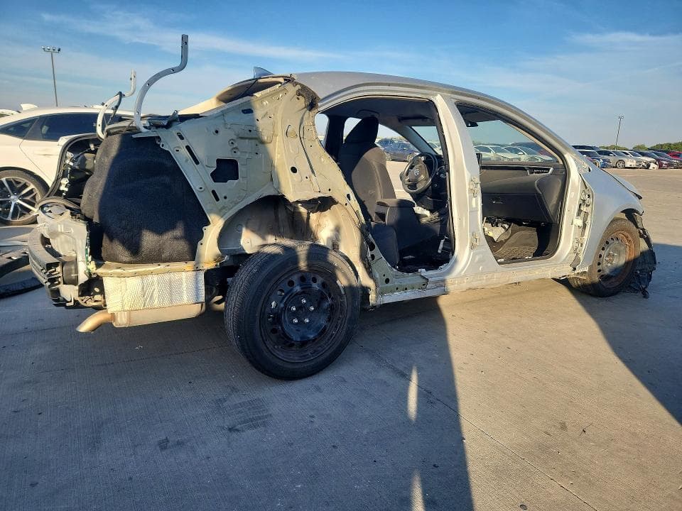 2022 TOYOTA COROLLA LE 3