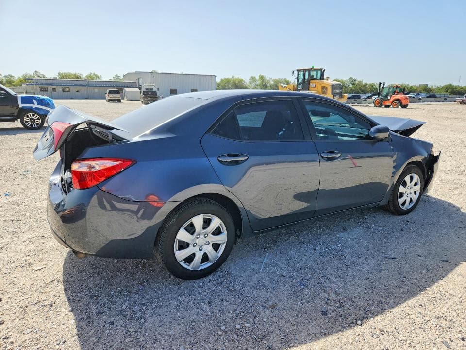 2017 TOYOTA COROLLA LE 3