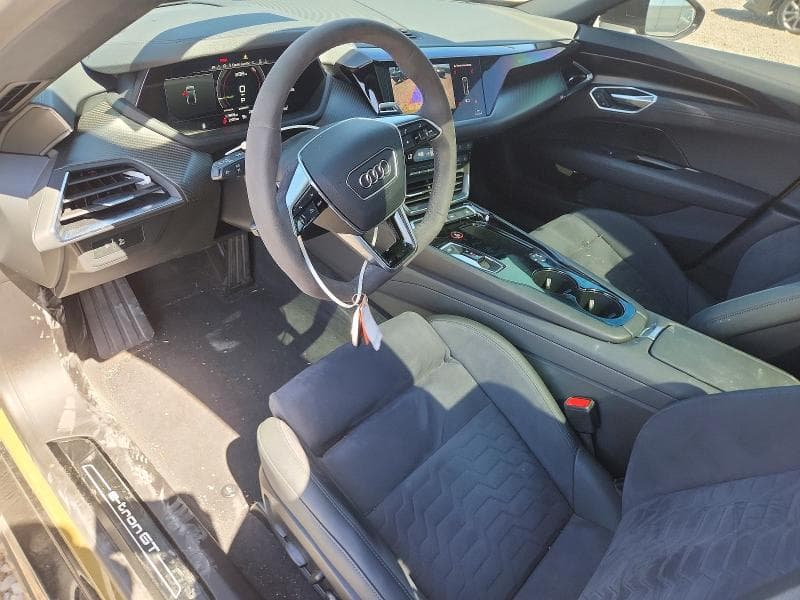 2024 AUDI E-TRON GT PREMIUM PLUS 8