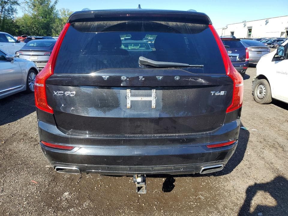 2017 VOLVO XC90 T6 6