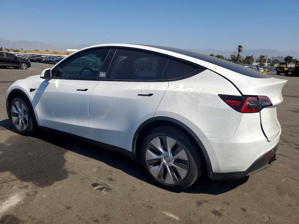 2023 TESLA MODEL Y 2