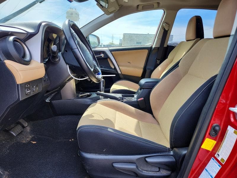 2017 TOYOTA RAV4 XLE 7