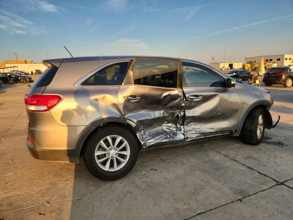 2018 KIA SORENTO L 3