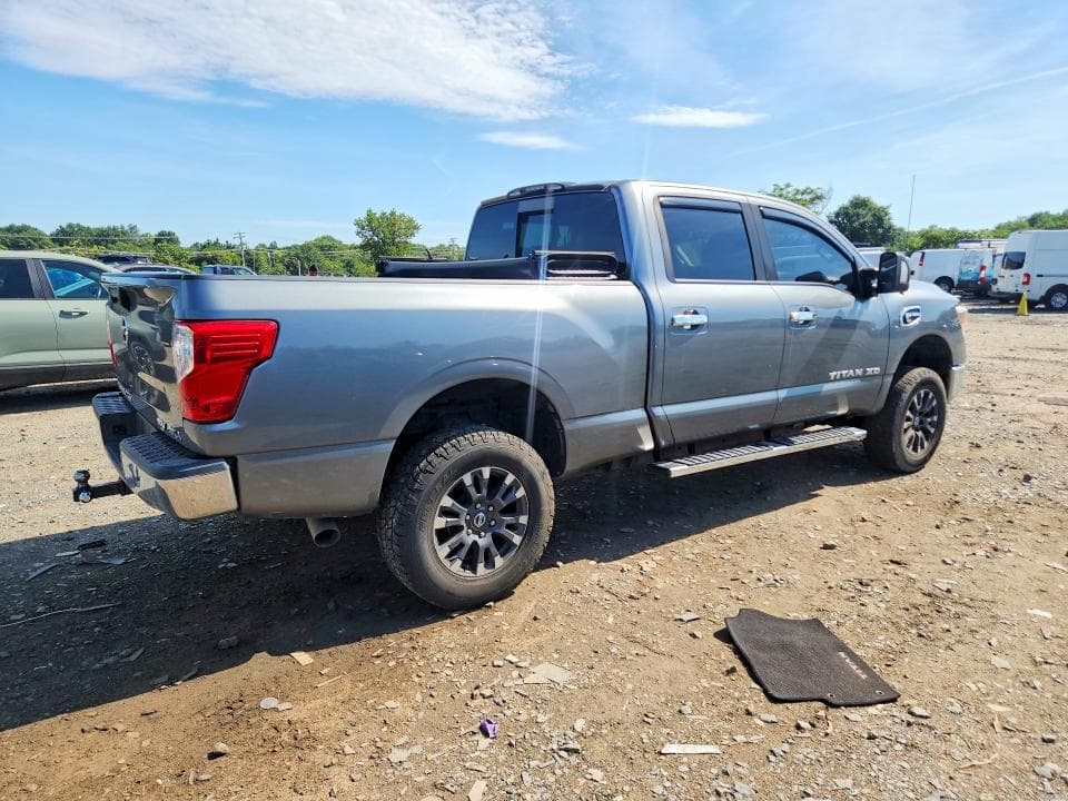 2017 NISSAN TITAN XD SV 3