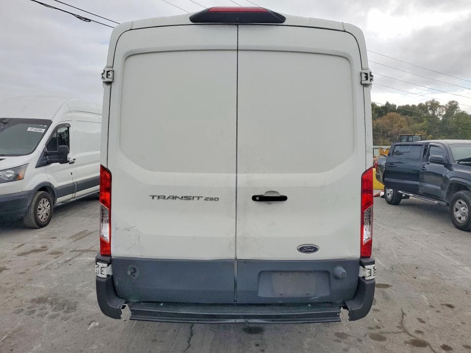 2018 FORD TRANSIT T-250 6