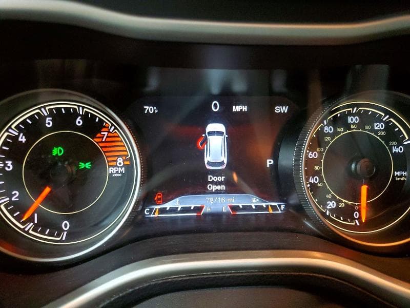 2017 JEEP CHEROKEE TRAILHAWK 9