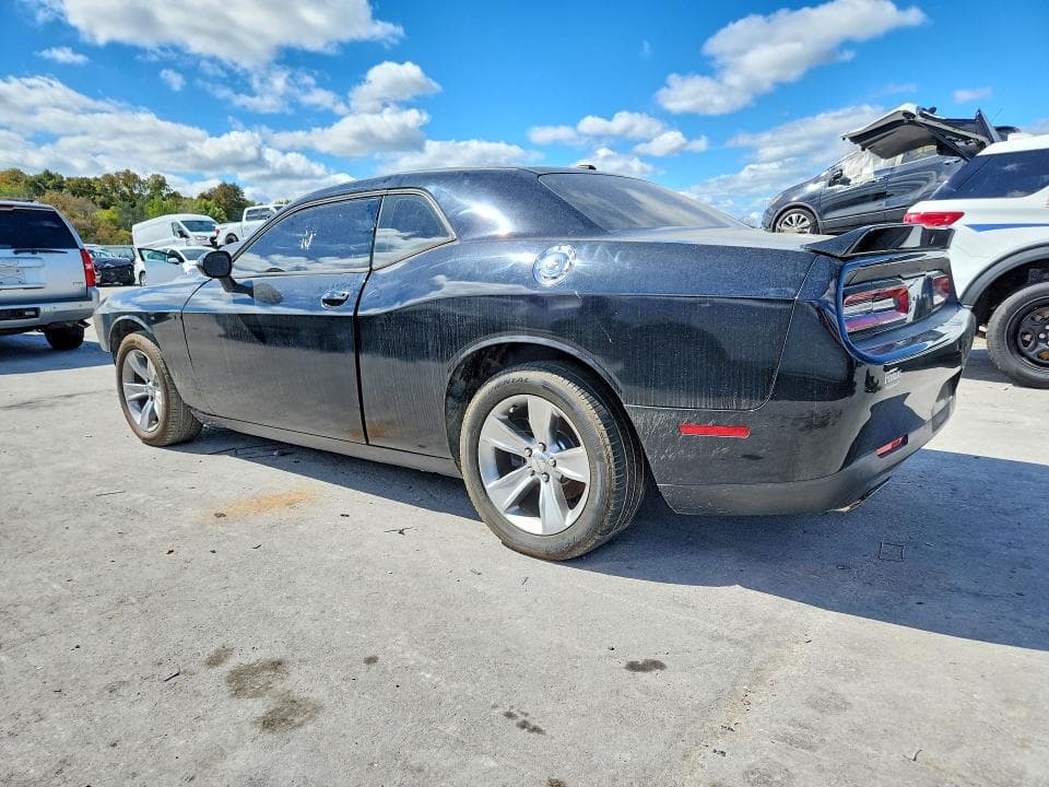 2019 DODGE CHALLENGER SXT 2