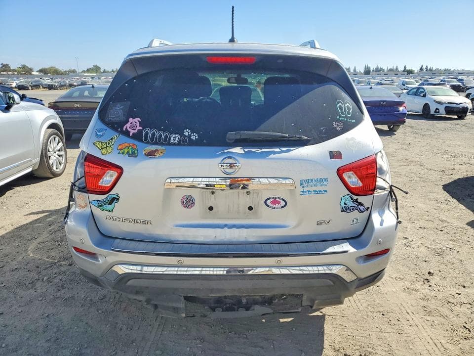 2018 NISSAN PATHFINDER SV 6