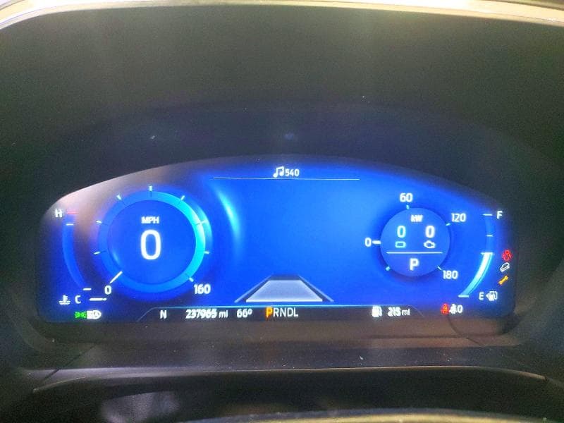 2020 FORD ESCAPE TITANIUM 9