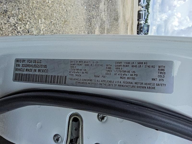 2025 RAM 2500 TRADESMAN 12