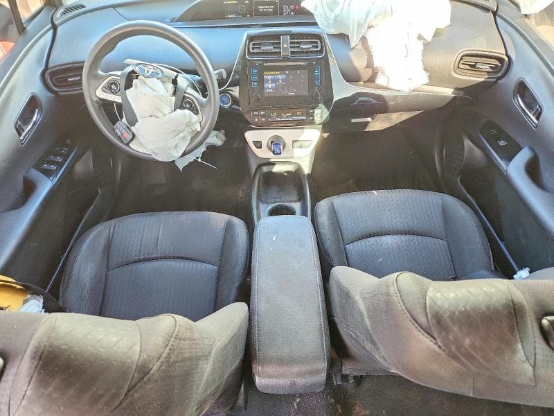 2017 TOYOTA PRIUS TWO 8