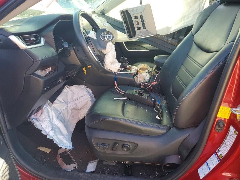 2019 TOYOTA RAV4 LIMITED 7