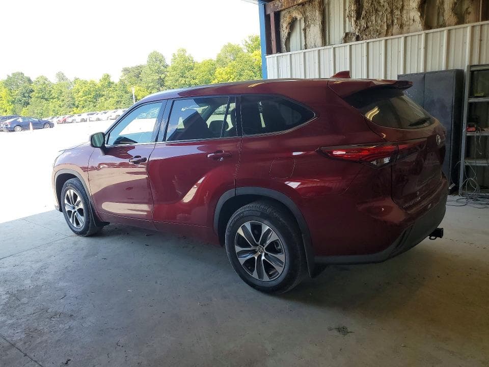 2020 TOYOTA HIGHLANDER XLE 2