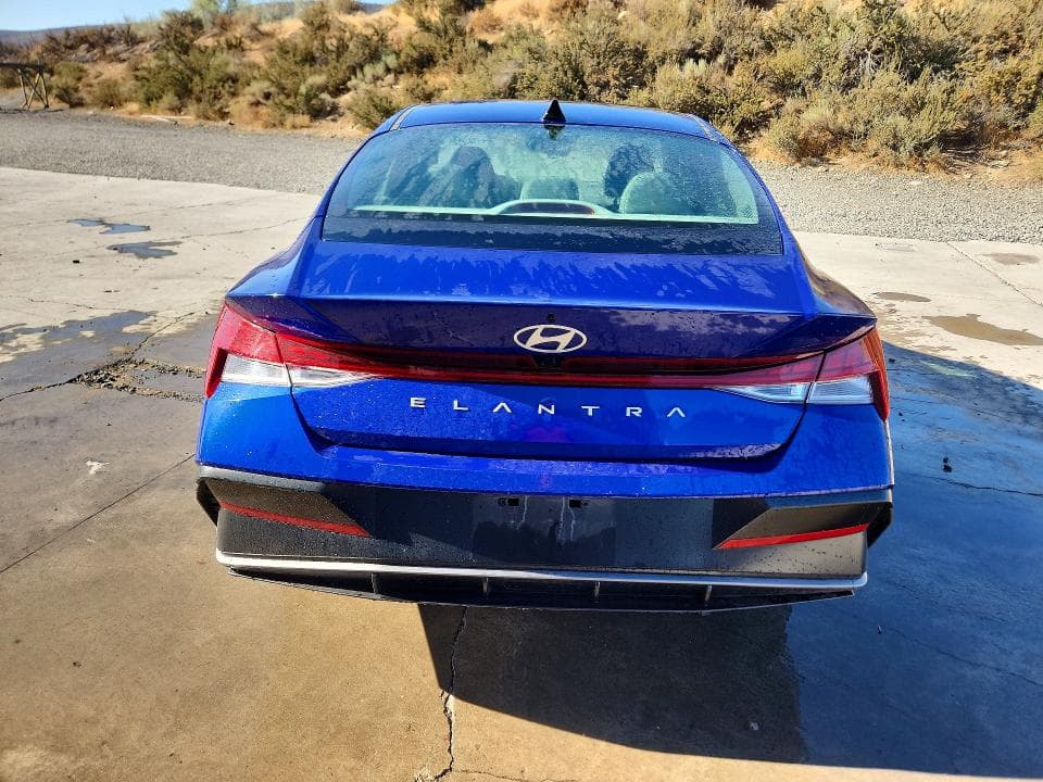 2025 HYUNDAI ELANTRA SEL 6