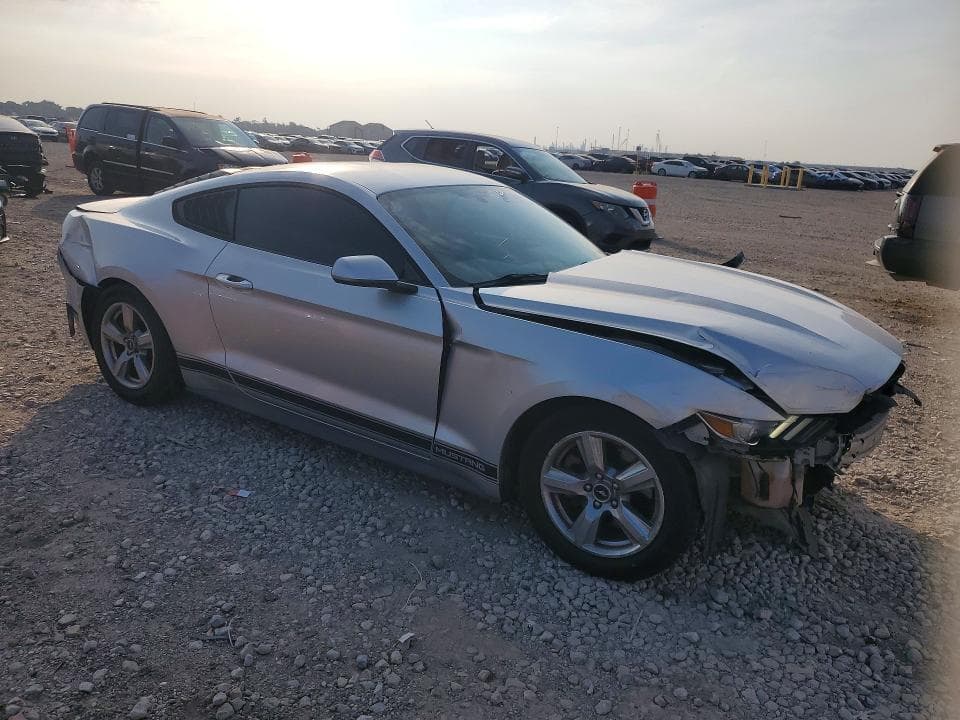 2017 FORD MUSTANG 4