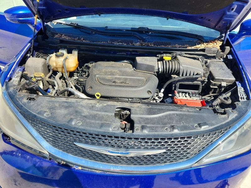 2020 CHRYSLER PACIFICA TOURING L 12