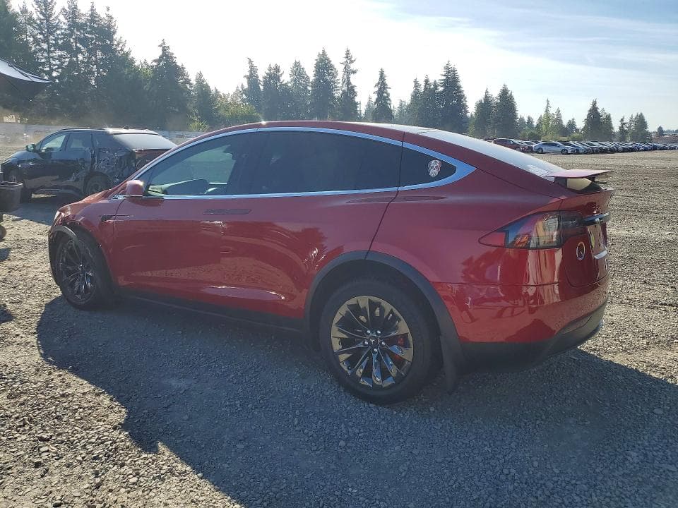 2018 TESLA MODEL X 2