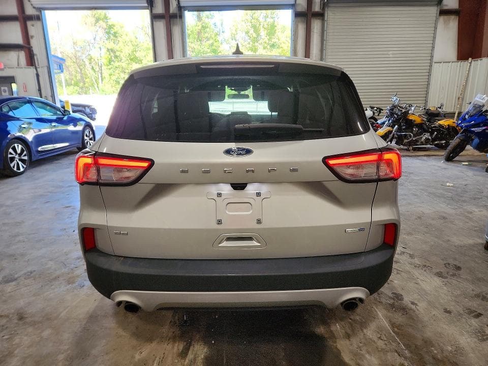 2020 FORD ESCAPE SE 6