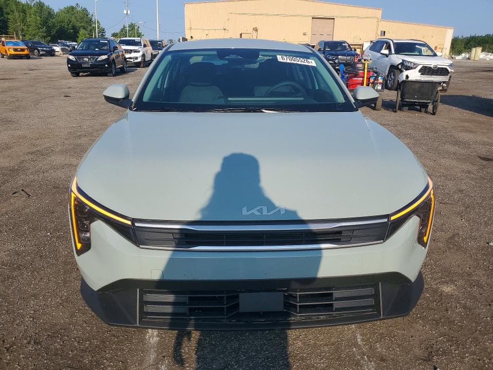 2025 KIA K4 LXS 5