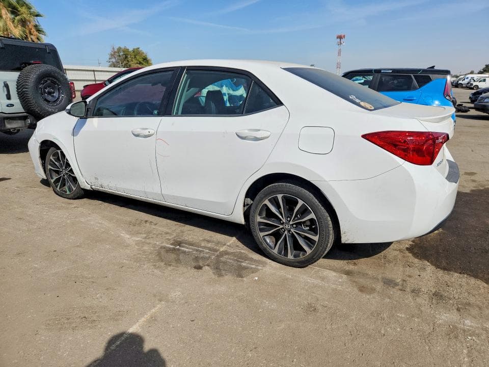 2017 TOYOTA COROLLA SE 2