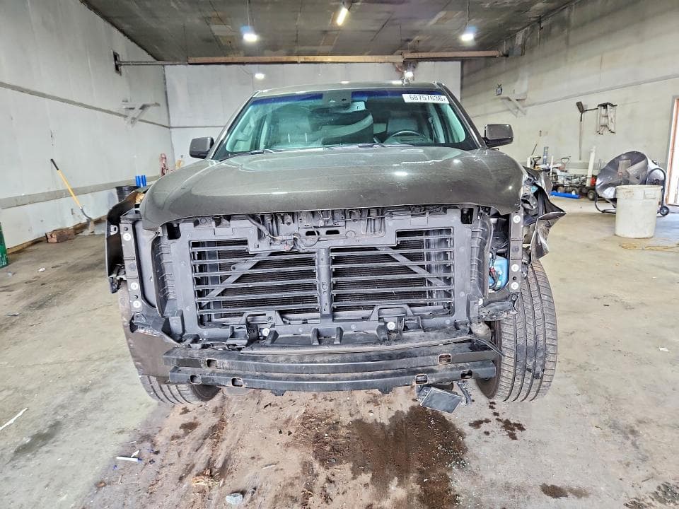 2019 GMC YUKON DENALI 5