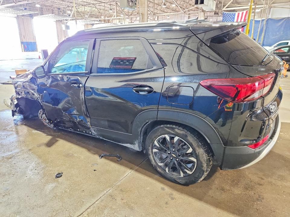 2022 CHEVROLET TRAILBLAZER LT 2