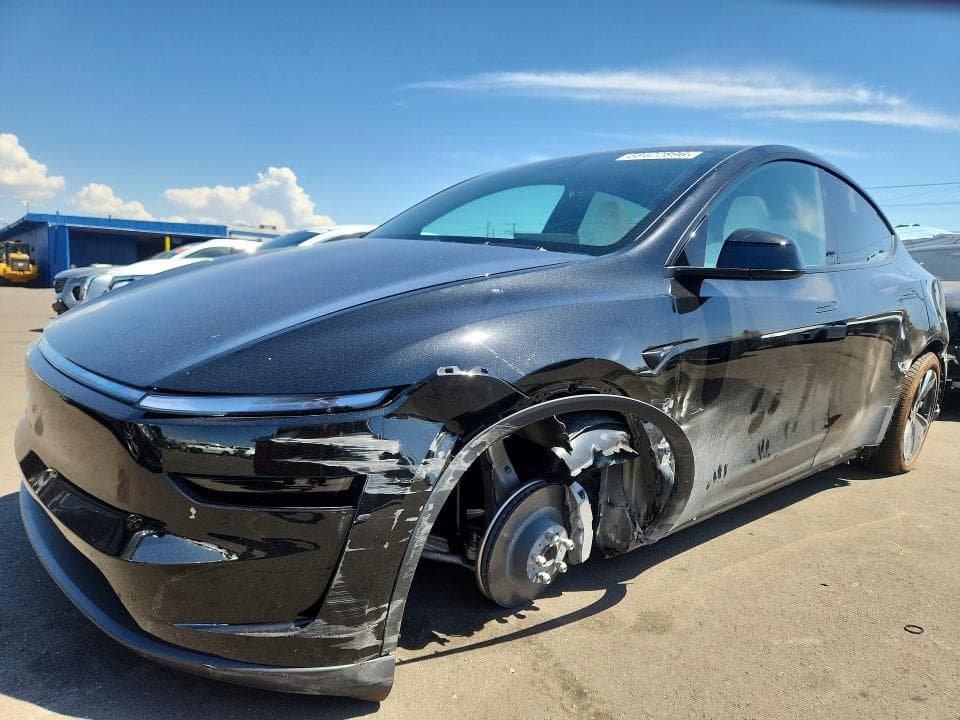 2026 TESLA MODEL Y - 1