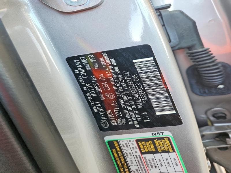 2025 HYUNDAI ELANTRA SEL 12