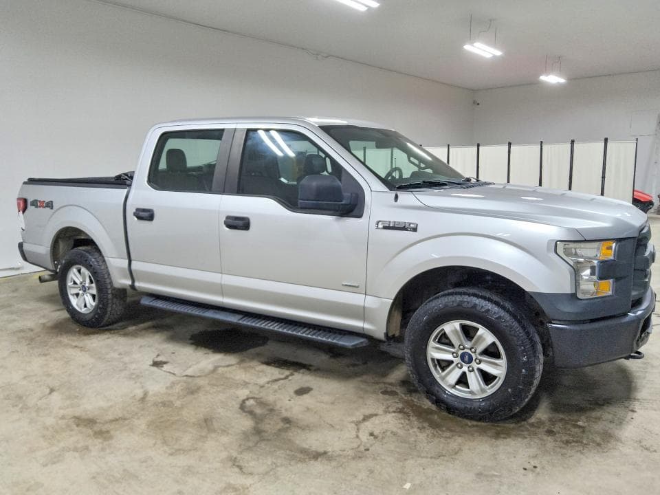 2017 FORD F150 SUPERCREW 4