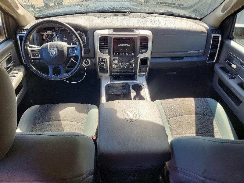 2019 RAM 1500 CLASSIC SLT 8