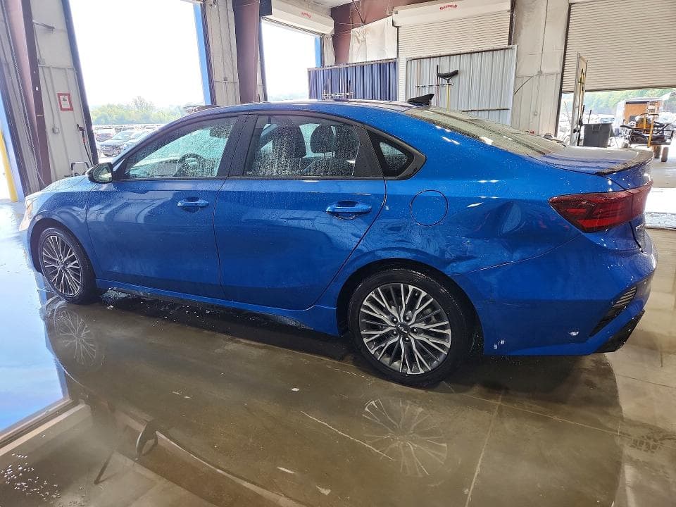 2023 KIA FORTE GT LINE 2