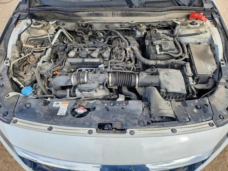 2018 HONDA ACCORD LX 11