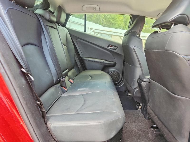 2017 TOYOTA PRIUS THREE TOURING 11