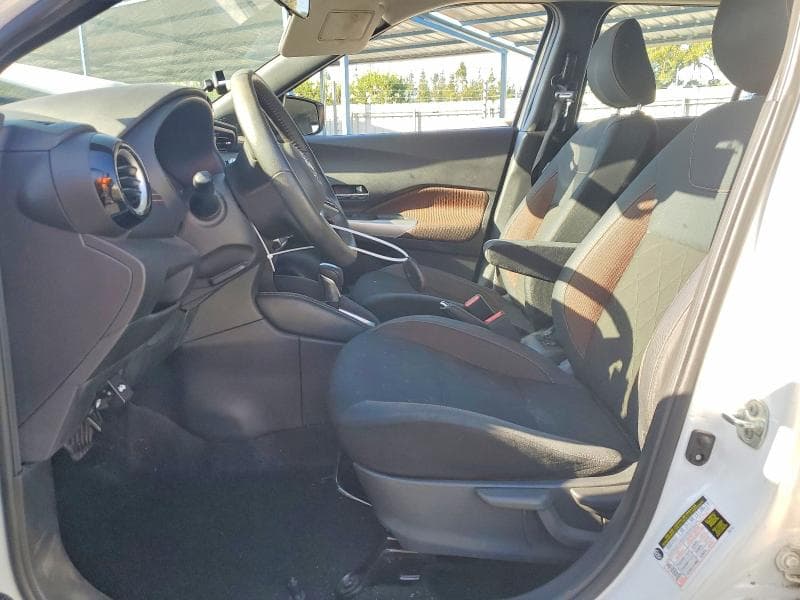 2020 NISSAN KICKS SR 7