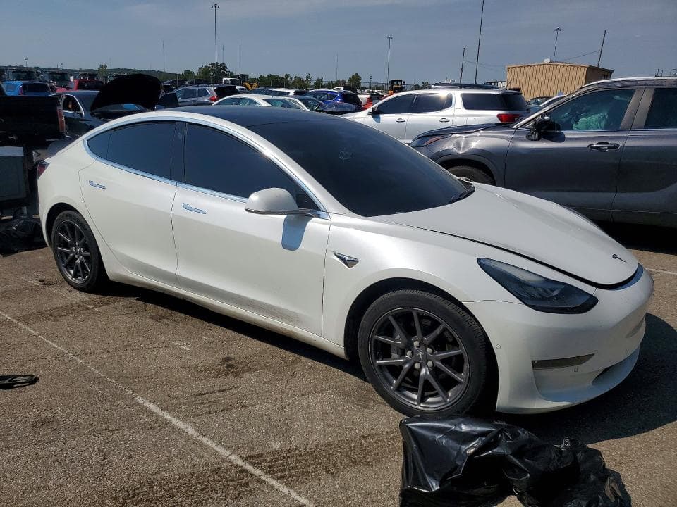 2020 TESLA MODEL 3 4