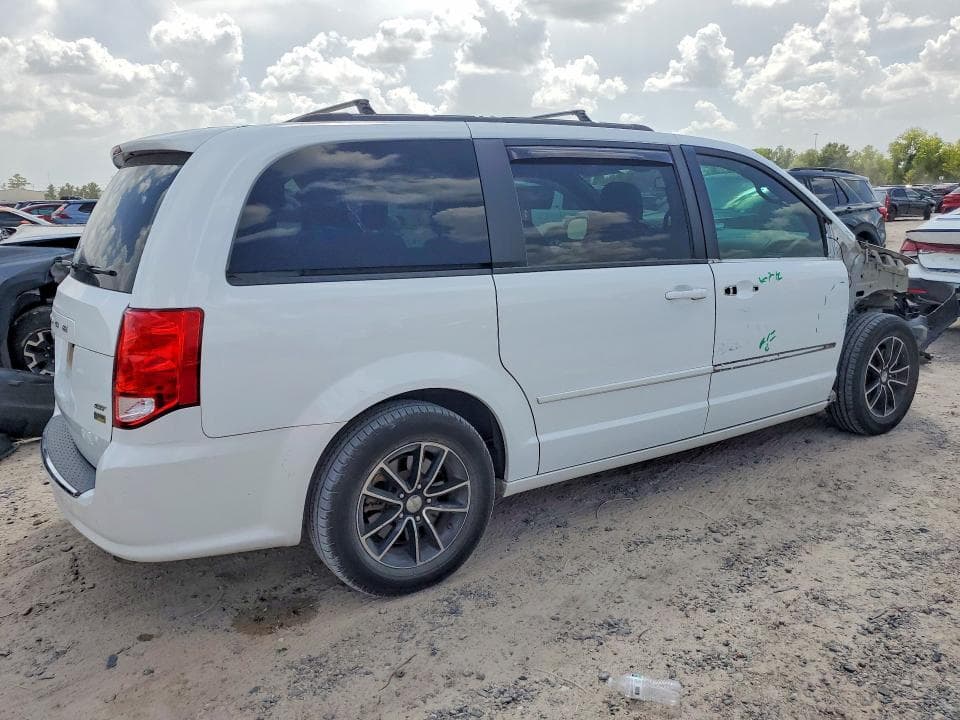 2017 DODGE GRAND CARAVAN GT 3