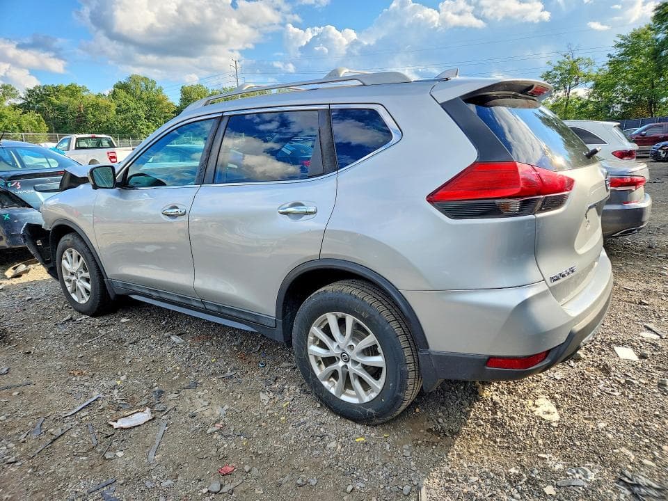 2017 NISSAN ROGUE SV 2