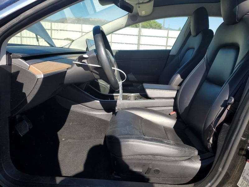 2018 TESLA MODEL 3 7