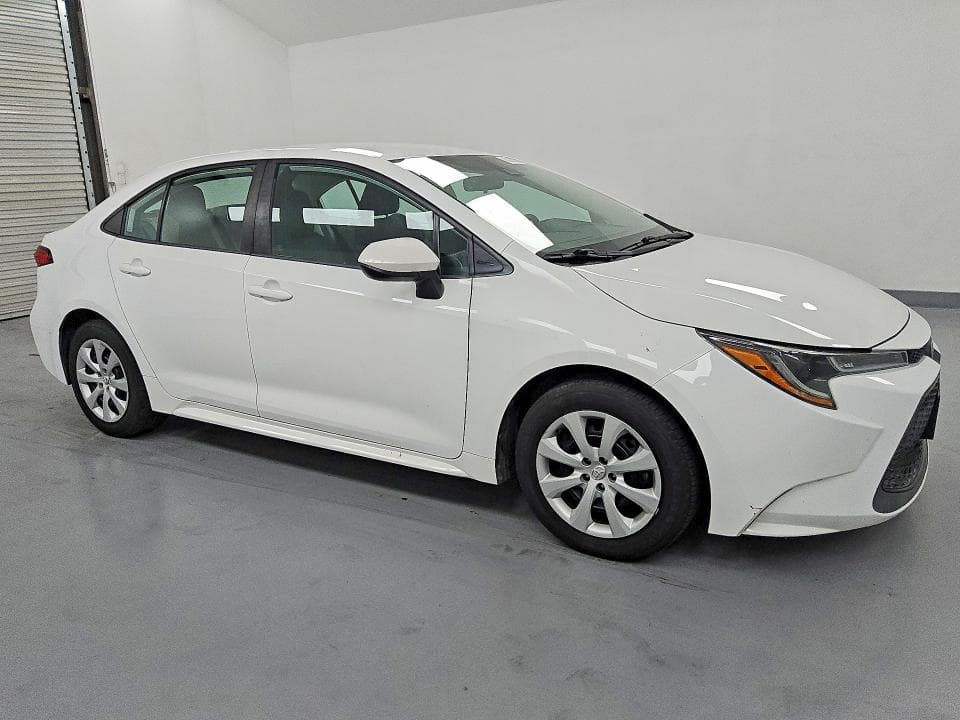 2020 TOYOTA COROLLA LE 4