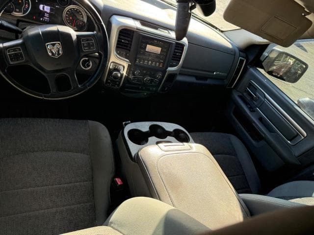 2017 RAM 1500 SLT 9